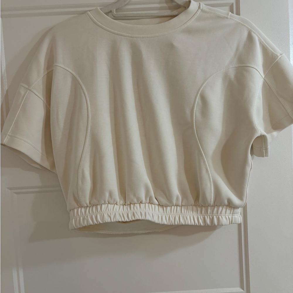 Lulu lemon Cropped Elastic-Hem Women's Top in Cream